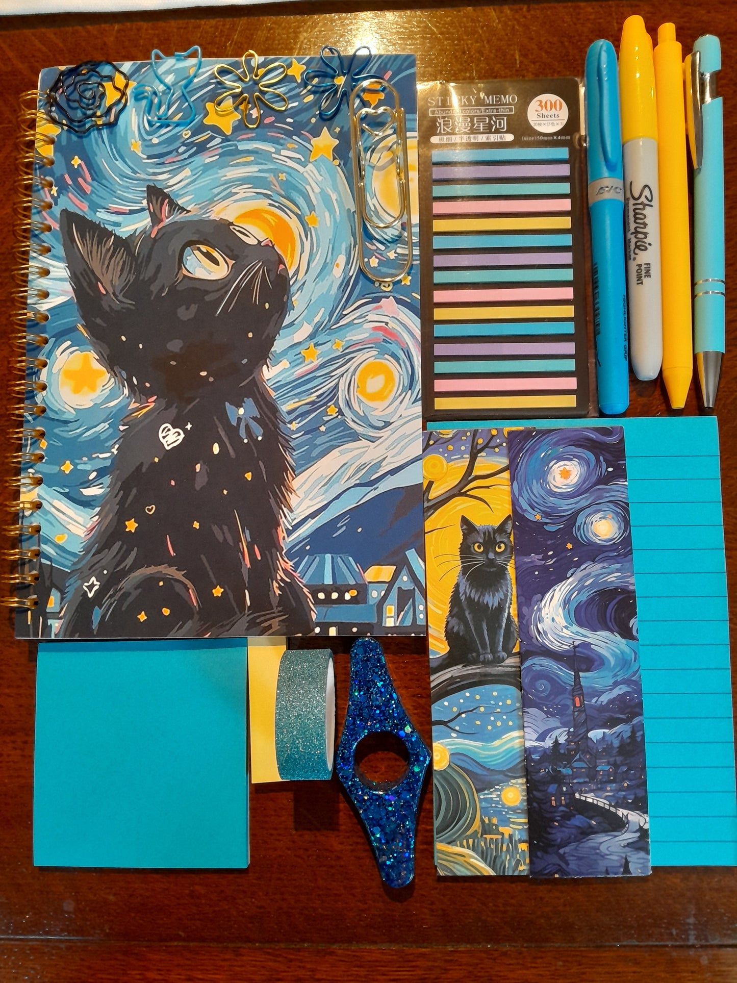Starry night cat